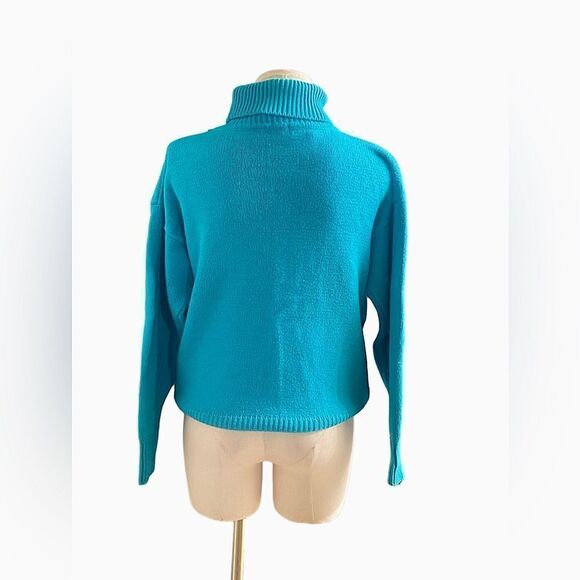 Chic Vintage Blue Abstract Chunky Turtleneck Sweater - Picture 2 of 3